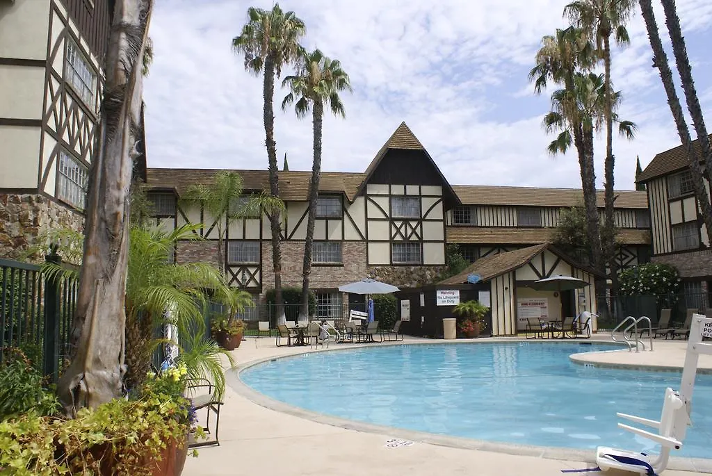Anaheim Majestic Garden Hotel